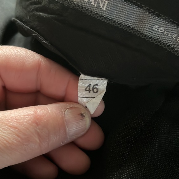 Armani two piece suit 46R/see measurements. E#79 - Picture 14 of 14